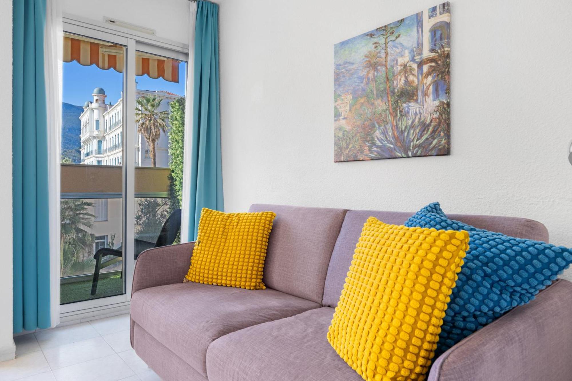 "Charmant Studio" Plein Centre, Calme, Terrasse Menton Exteriör bild